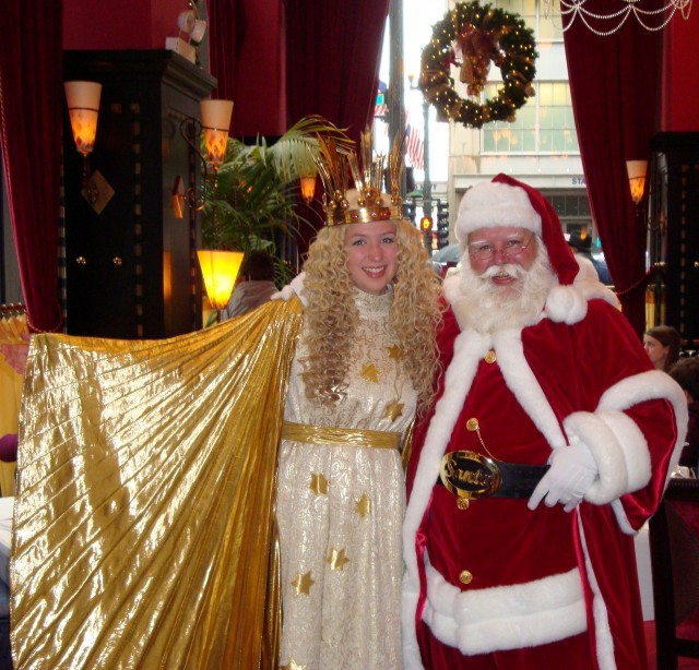 Christkind-Santa-Christmas-Market-Chicago